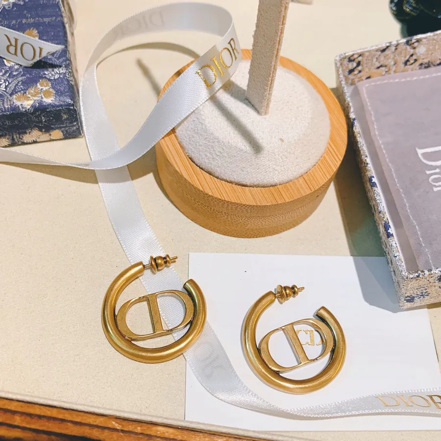 D*or CD Letter Gold Earring Retro Fashion