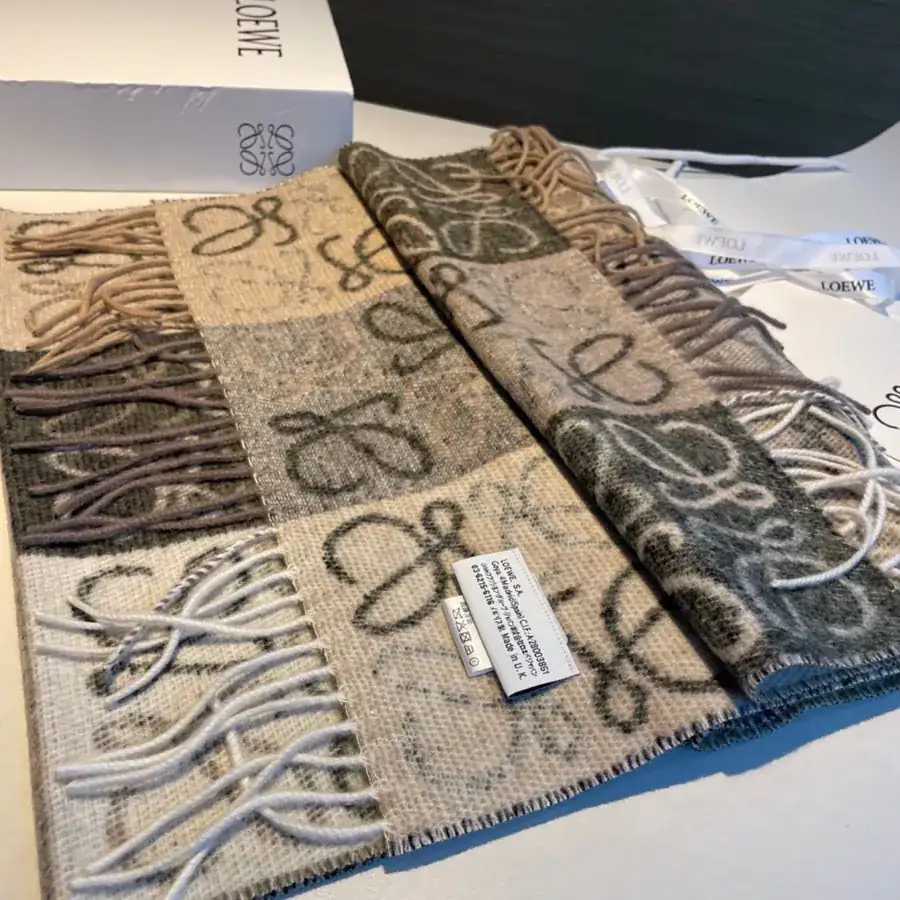 Ralph Lauren Classic Logo Style Scarf