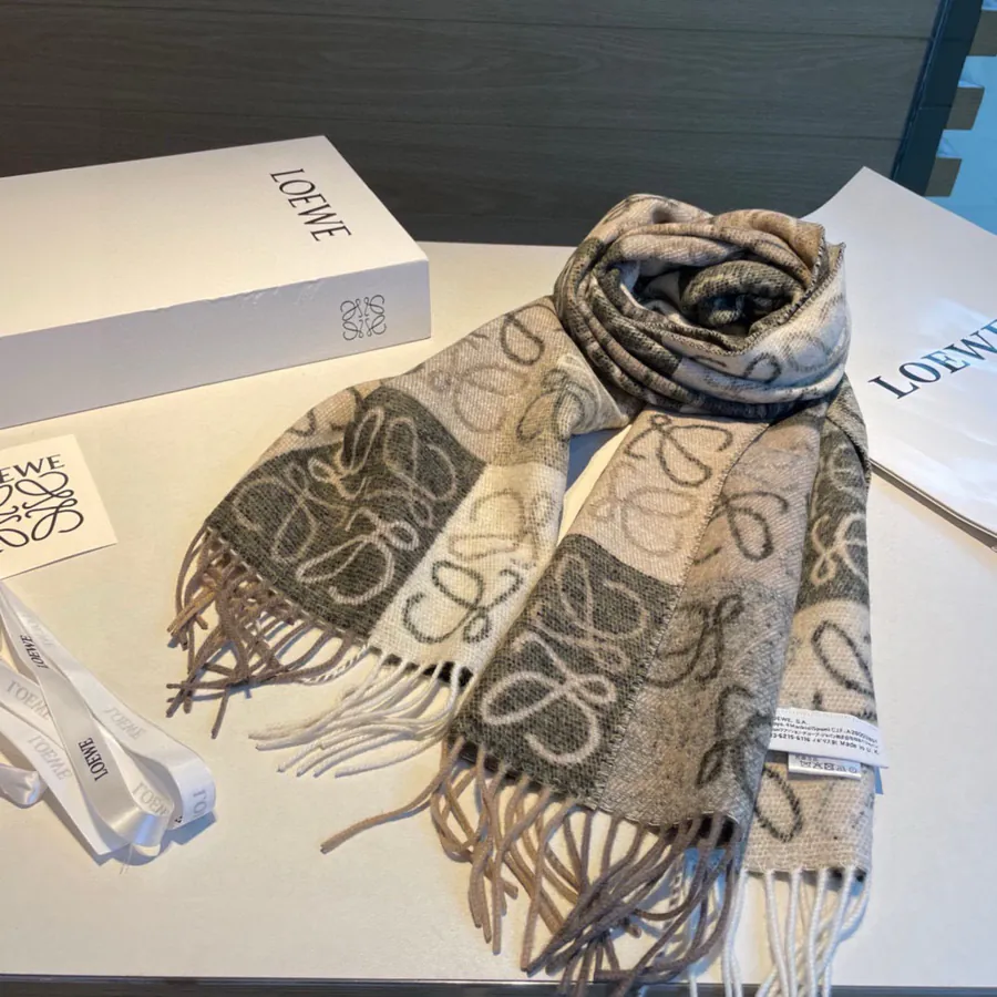 Ralph Lauren Classic Logo Style Scarf