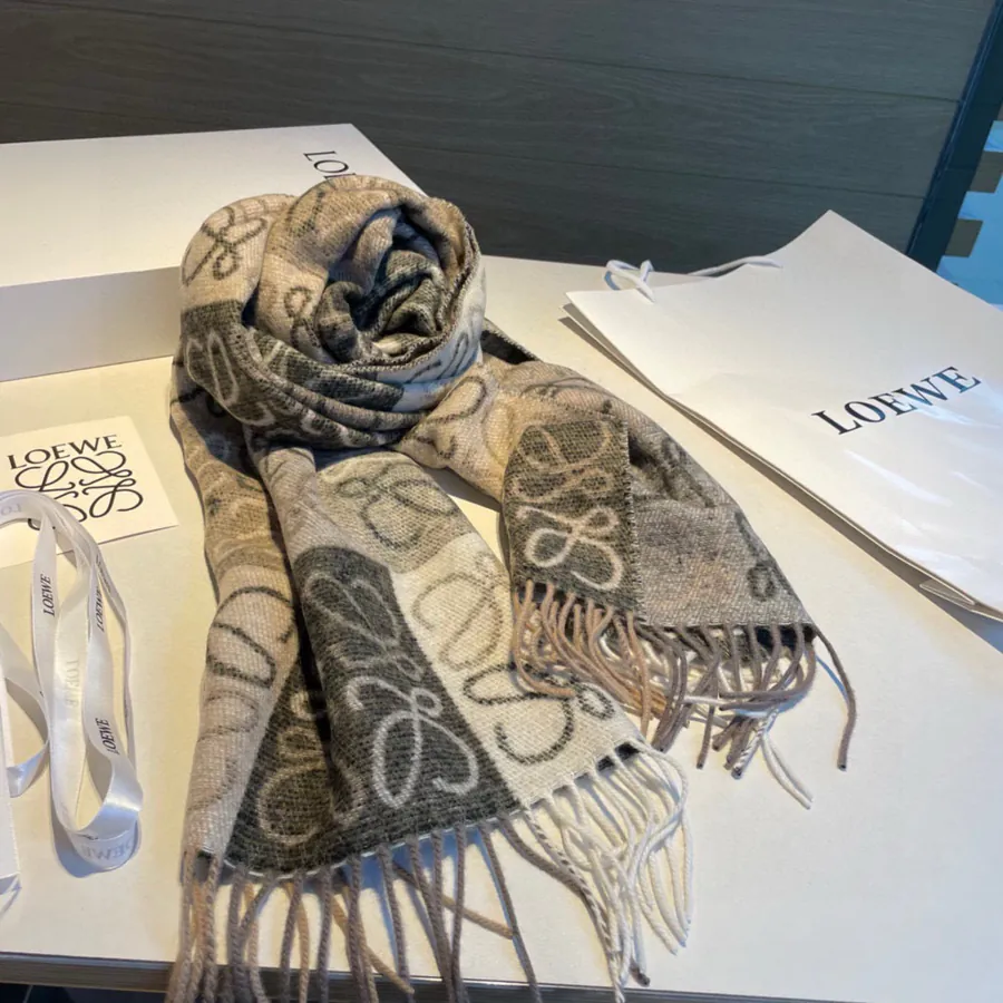 Ralph Lauren Classic Logo Style Scarf