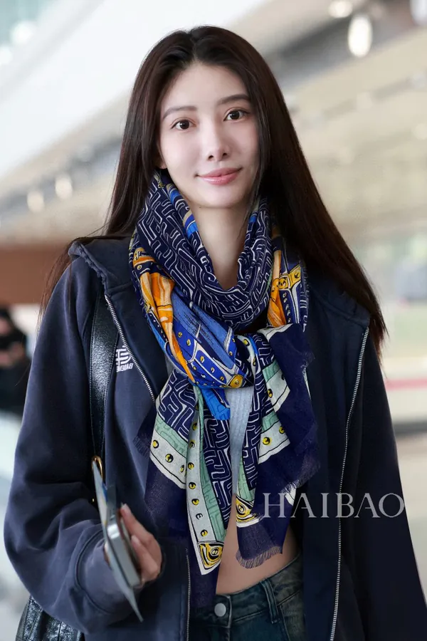 FF Box Bag Print Scarf Luxury Cashmere Scarf with Soft Touch