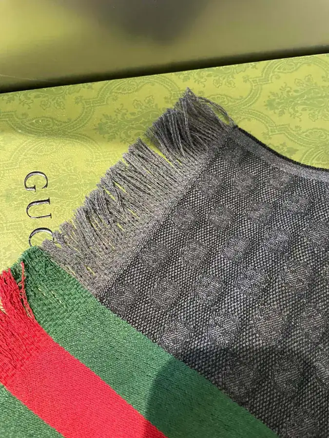 G Family Classic Men's Scarf