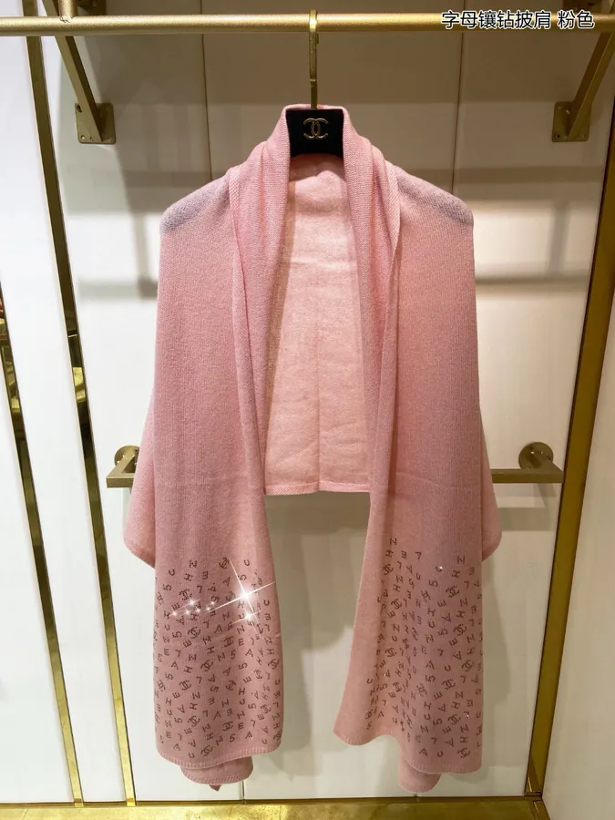 Luxurious and Elegant P230 Lettering Diamond Shawl
