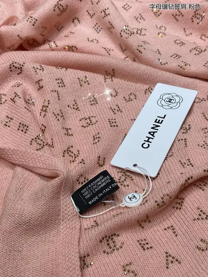 Luxurious and Elegant P230 Lettering Diamond Shawl