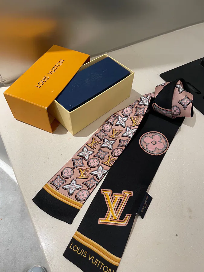 L Brand Double Silk Scarf Elegant and Versatile