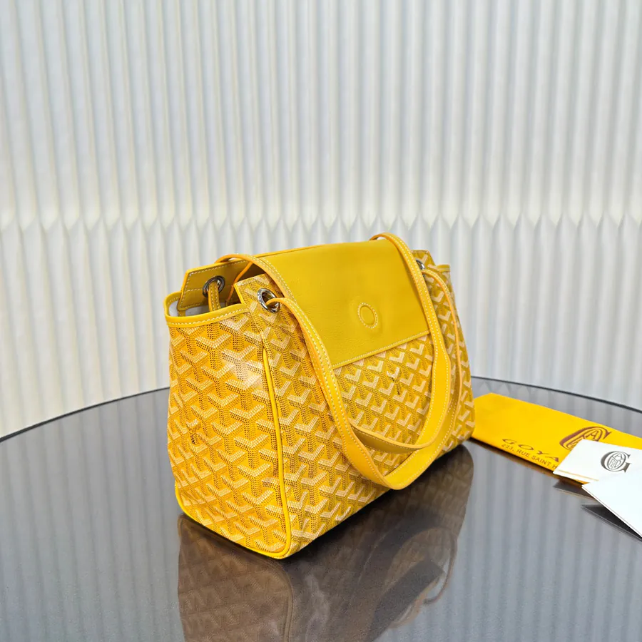 Rouette Bucket Bag