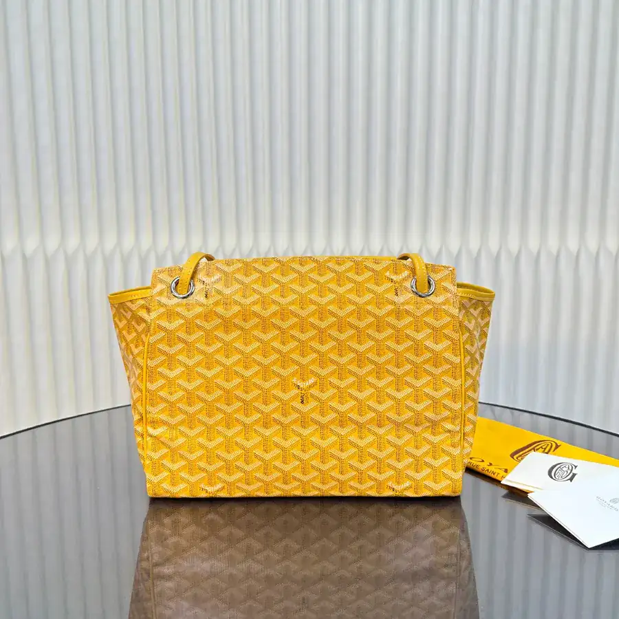 Rouette Bucket Bag