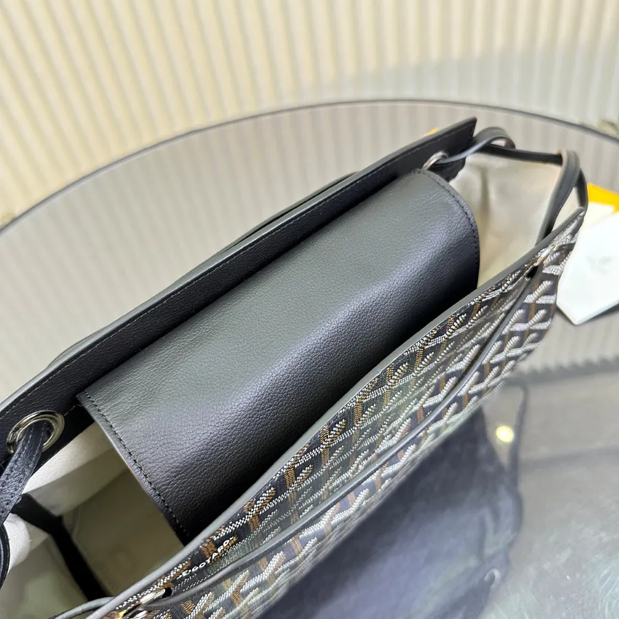 Rouette Bucket Bag Modular Design