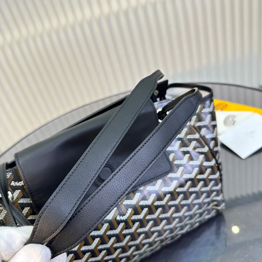 Rouette Bucket Bag Modular Design