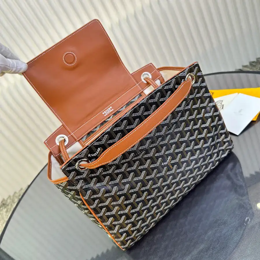 Rouette Bucket Bag Modular Design