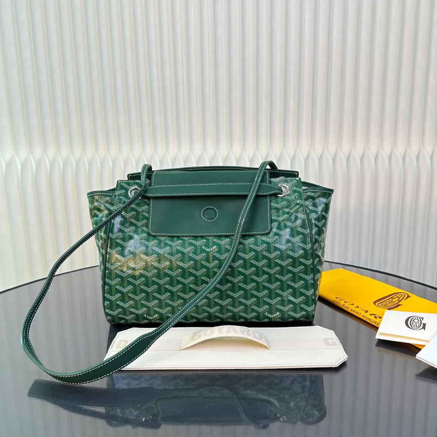 Rouette Bucket Bag A Versatile and Timeless Design