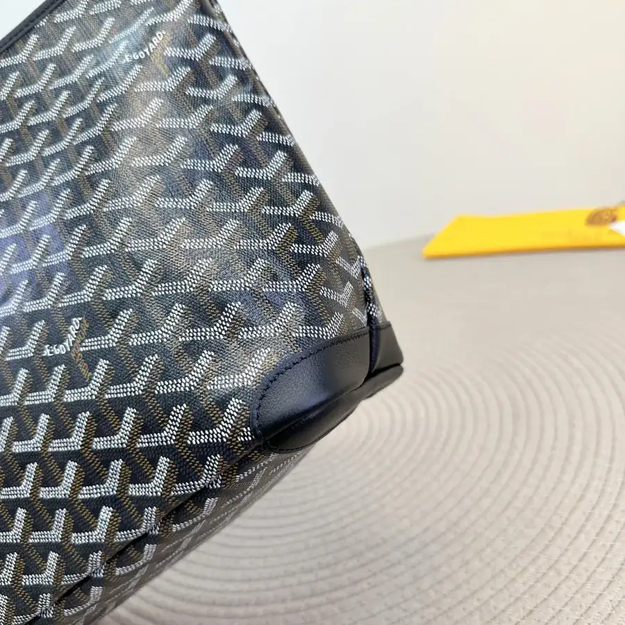 New Upgraded Artois Zip Tote Mini
