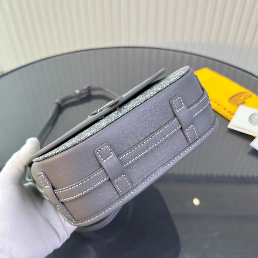 Belvédère 2 Single Strap Mail Bag