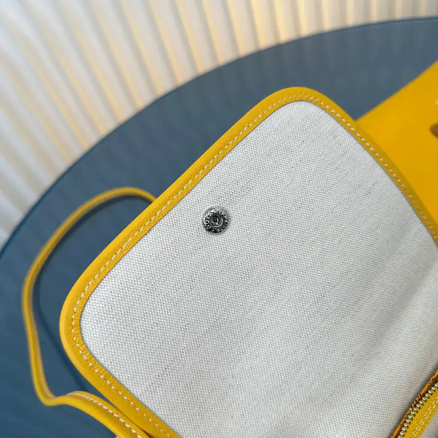 Goyard Plumet Envelope Bag