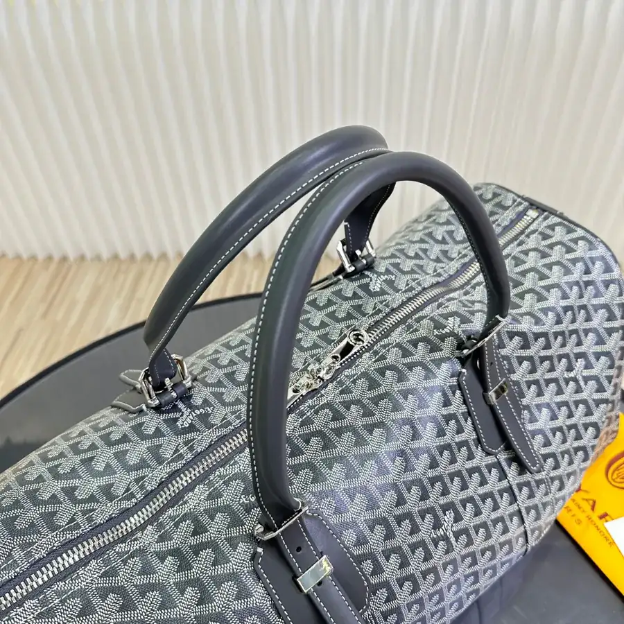BOSTON 45 Travel Bag Weekend Travel Companion