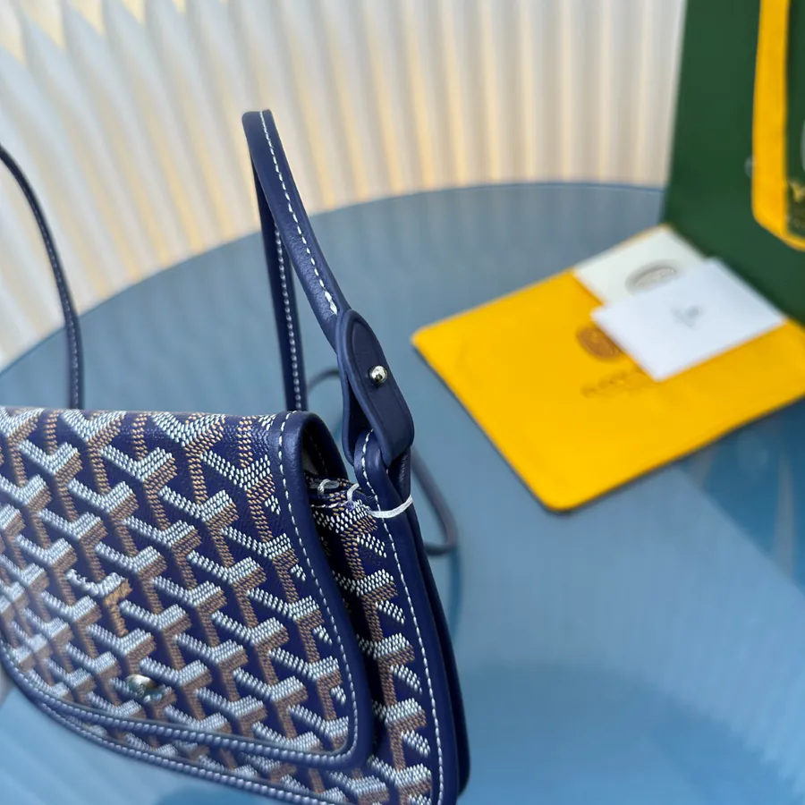 Plumet Envelope Bag