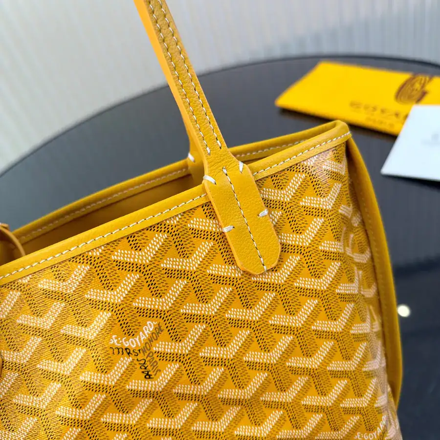 Anjou Mini Bucket Bag
