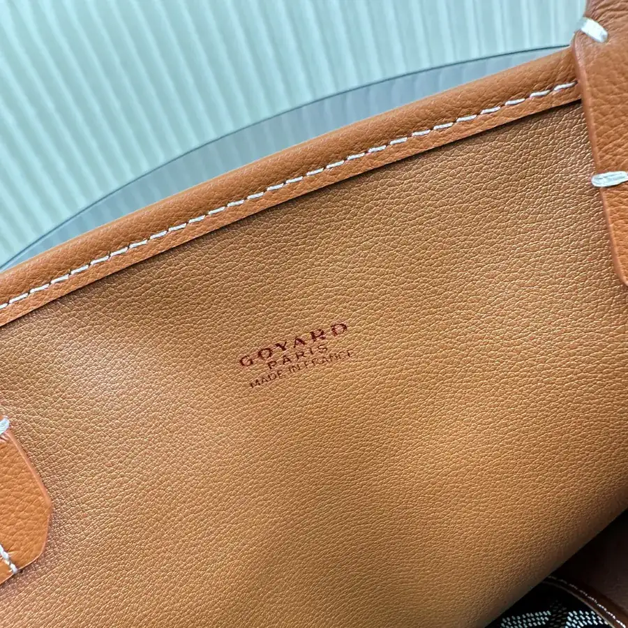 Anjou Mini Bucket Bag