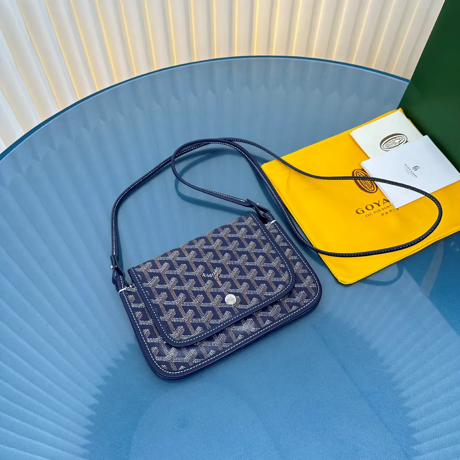 Plumet Envelope Bag Premium Leather