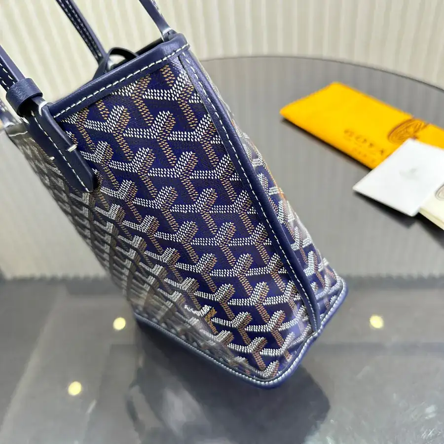 Anjou Mini Bucket Bag