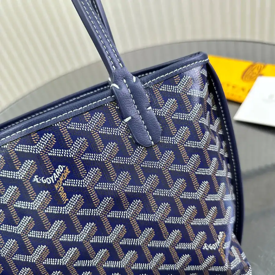 Anjou Mini Bucket Bag