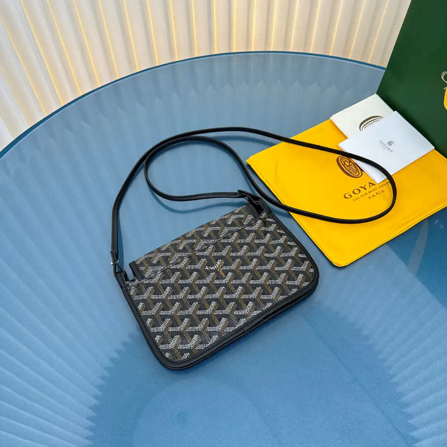 Plumet Envelope Bag