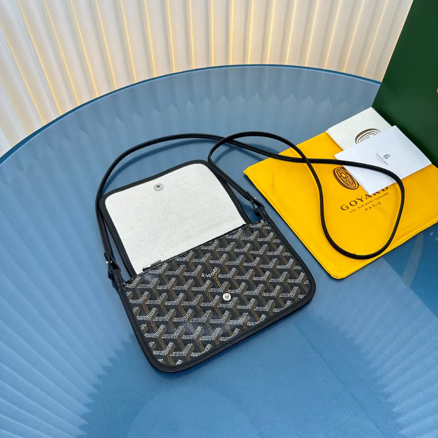 Plumet Envelope Bag