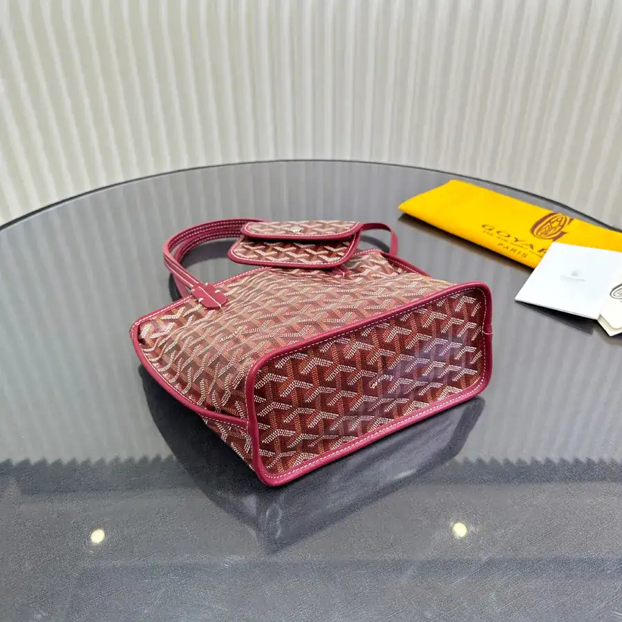 Anjou Mini Bucket Bag