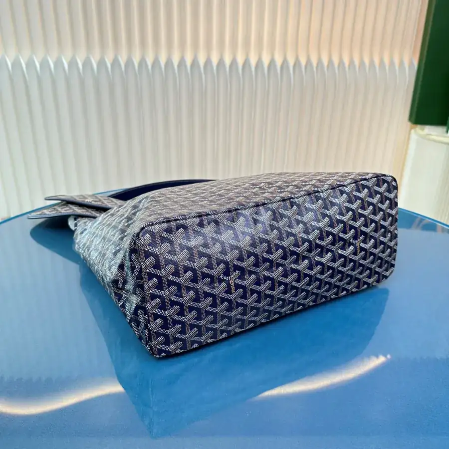 BOHEME HOBO Bag Lightweight and Versatile