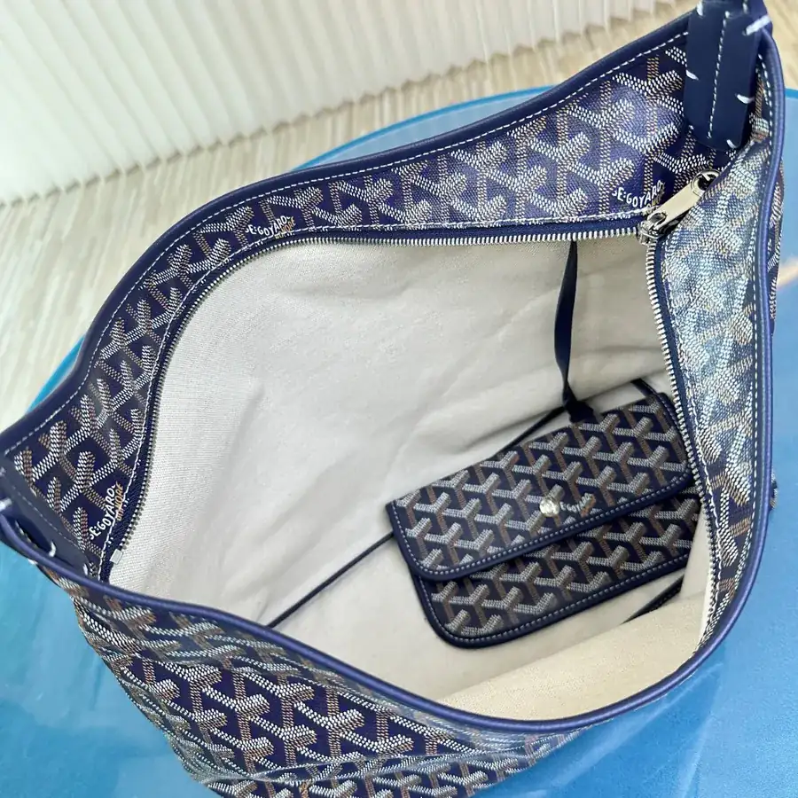BOHEME HOBO Bag Lightweight and Versatile