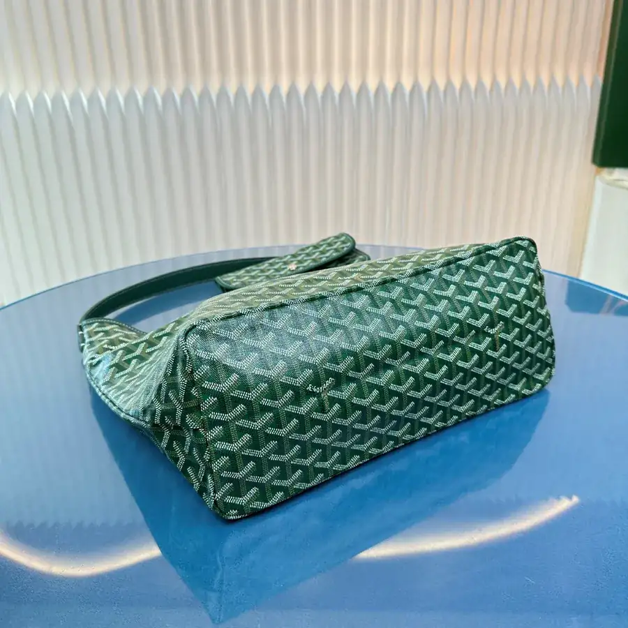 BOHEME HOBO Bag Lightweight and Versatile