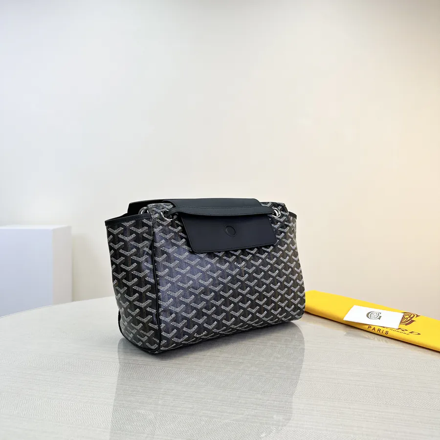 Rouette Bucket Bag with Grained Calfskin