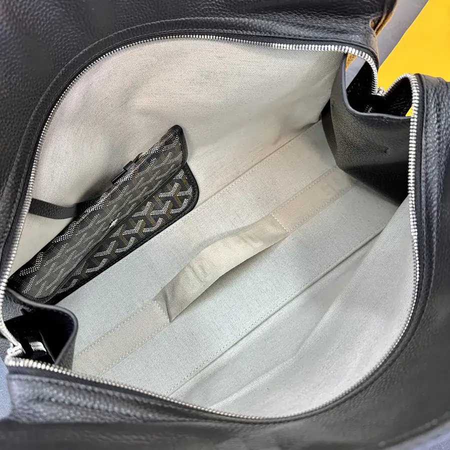 Hardy Pet Tote Bag