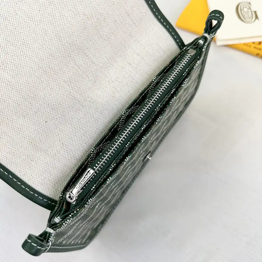 Plumet Envelope Bag