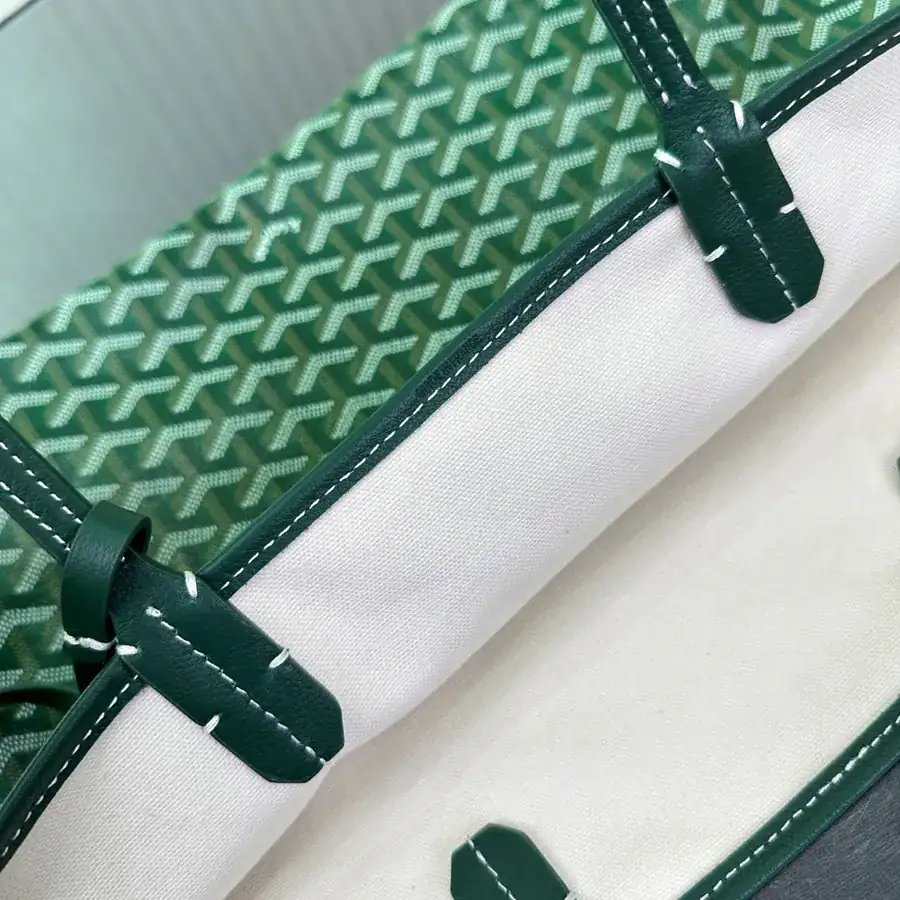Saint Louis Tote Bag Durable and Stylish