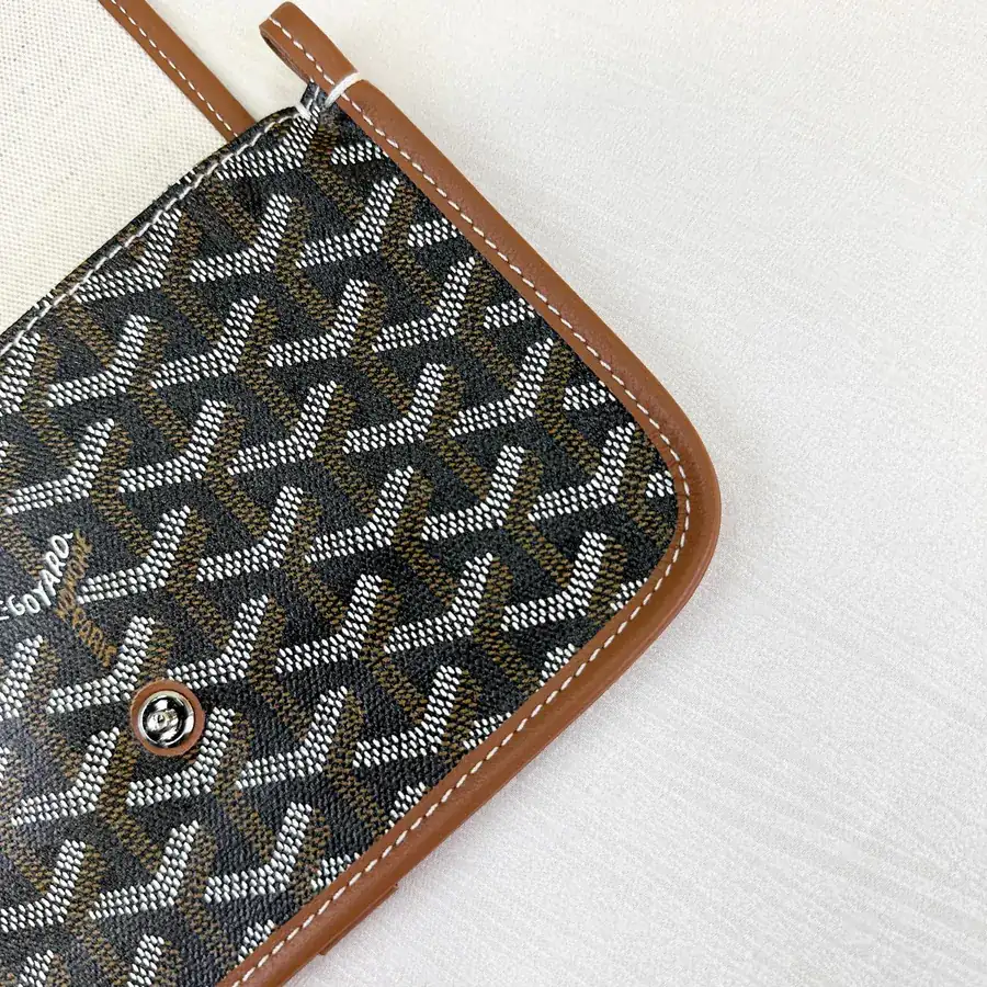 Plumet Envelope Bag