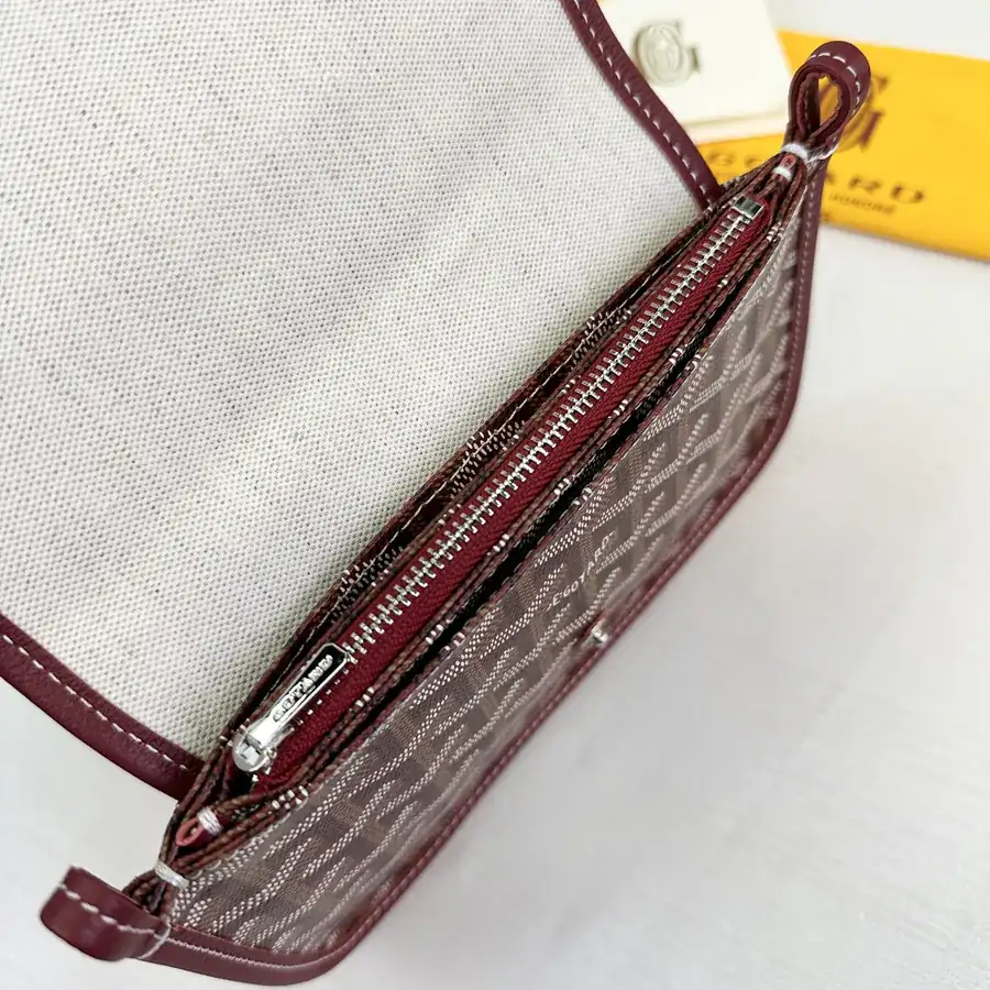 Plumet Envelope Bag