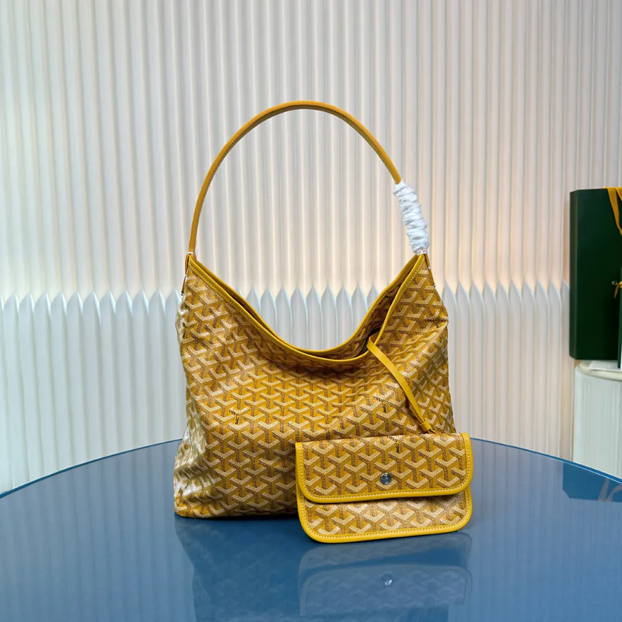 Goyard Boho Hobo Bag Lightweight and Stylish
