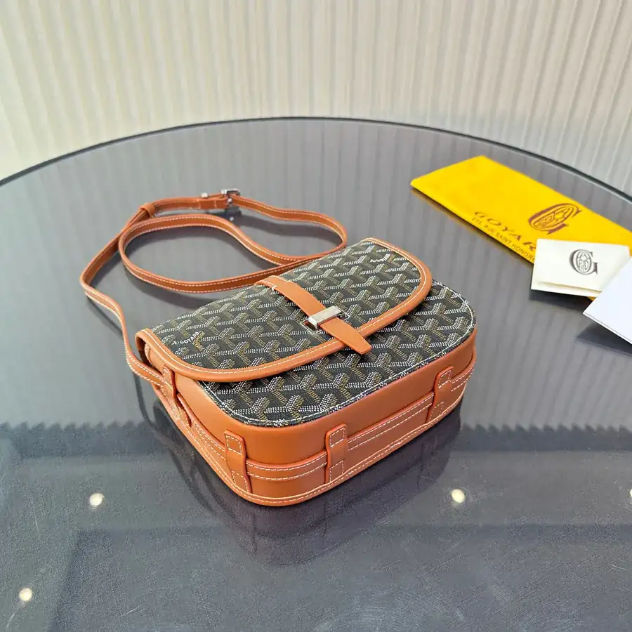 Belvédère 2 Single Strap Postman Bag