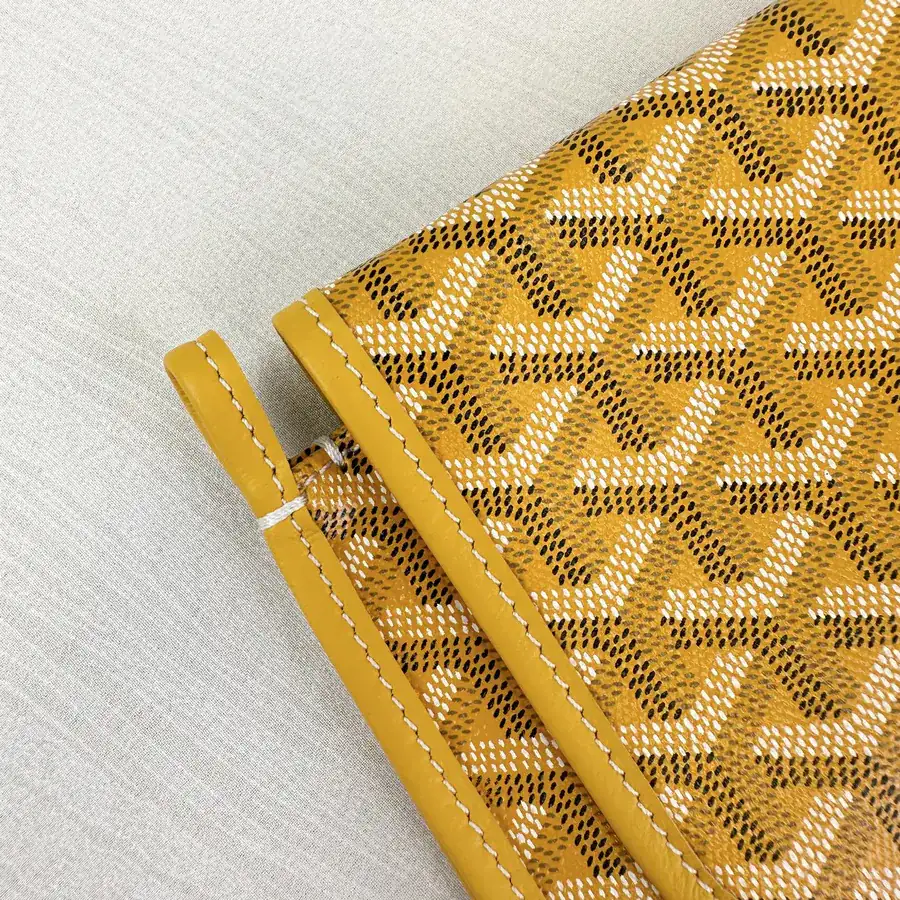 Plumet Envelope Bag