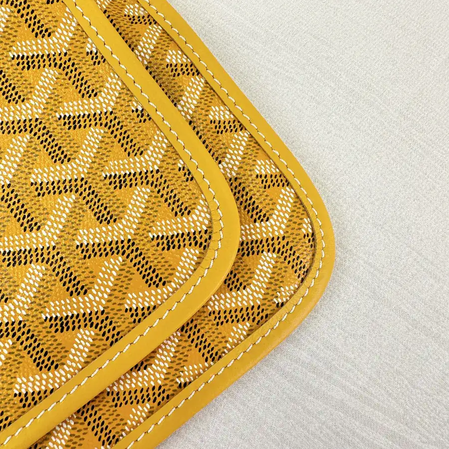 Plumet Envelope Bag