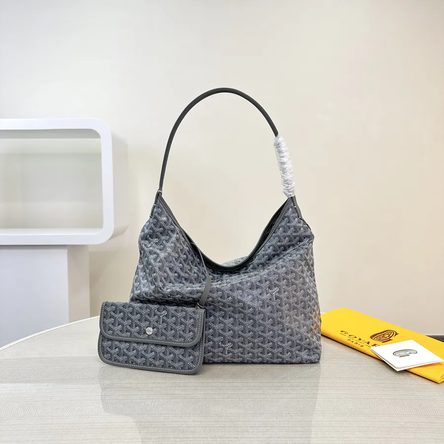 Goyas Bohème Hobo Bag Lightweight and Versatile