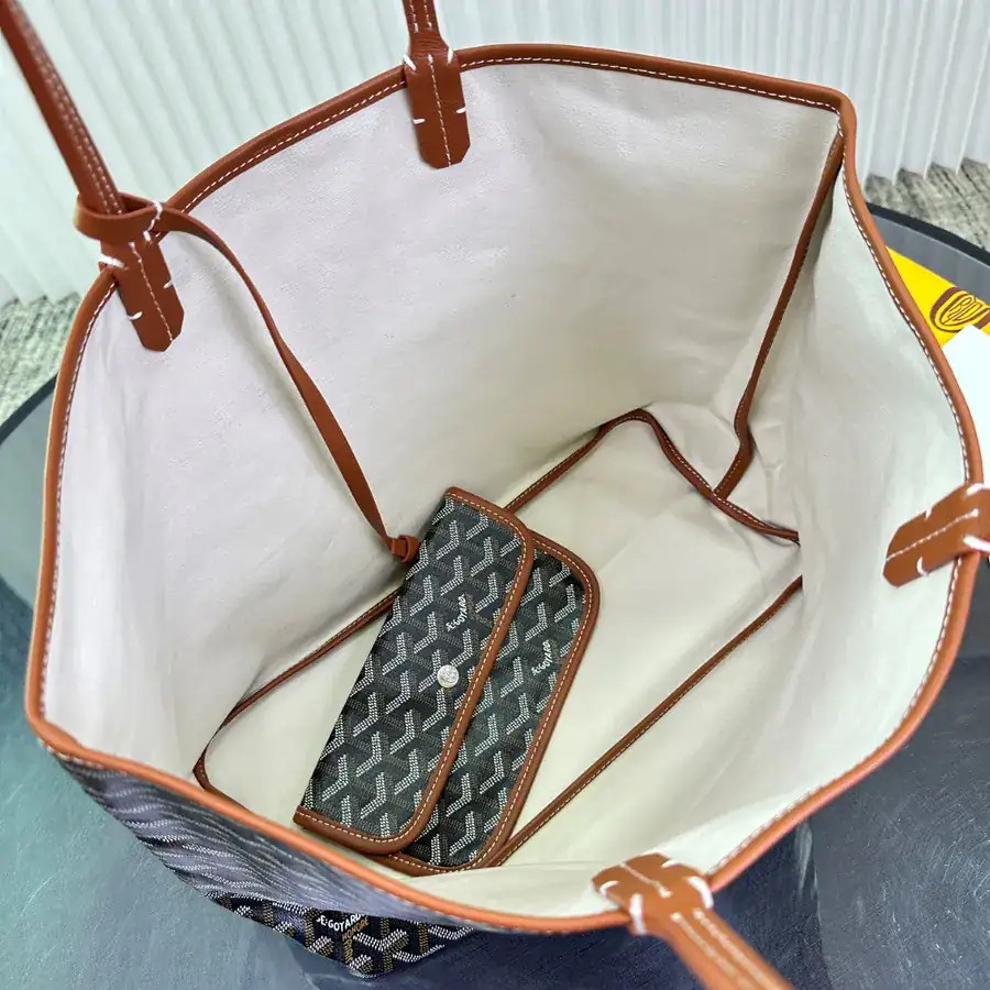 Saint Louis Tote Bag