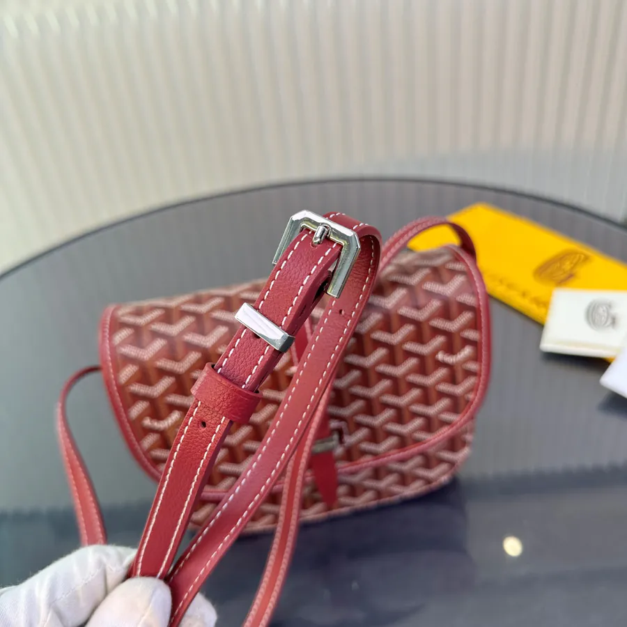 Belvedere Postman Bag