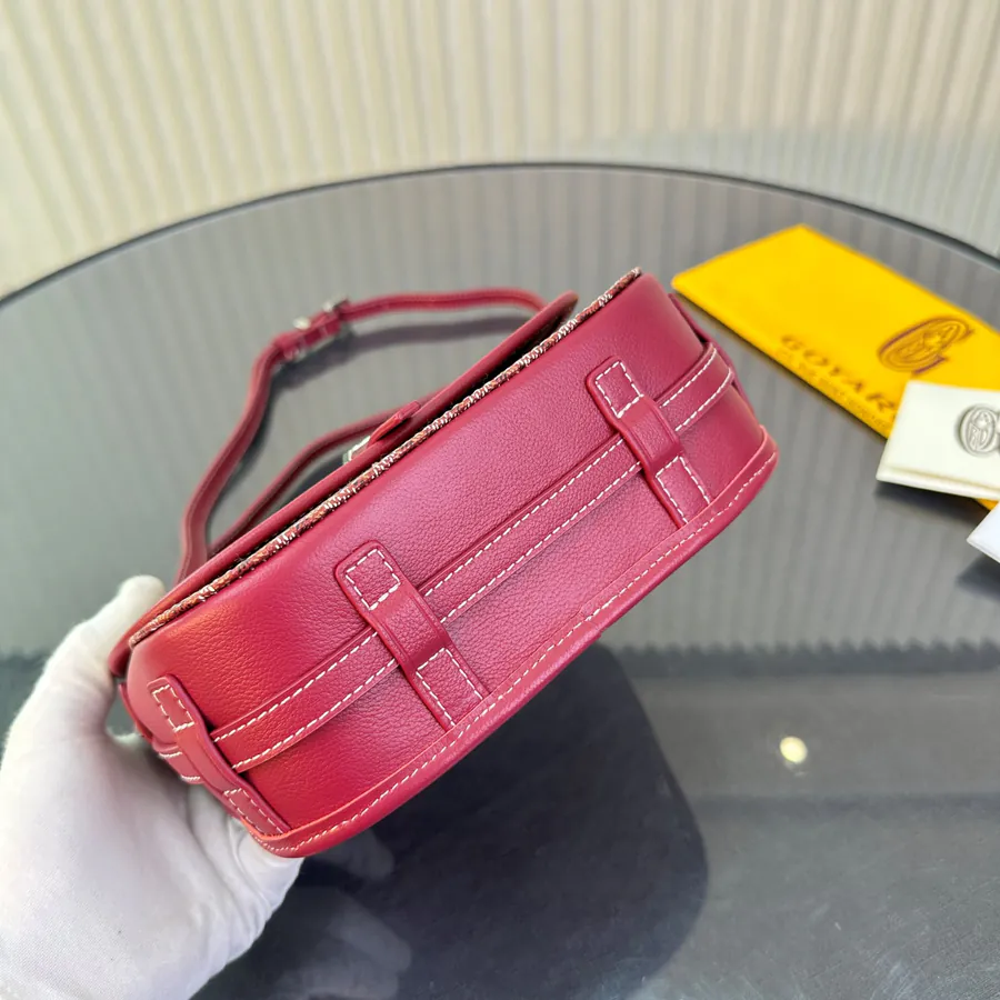 Belvedere Postman Bag