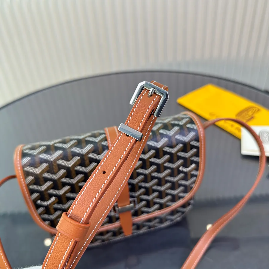 Belvedere Postman Bag