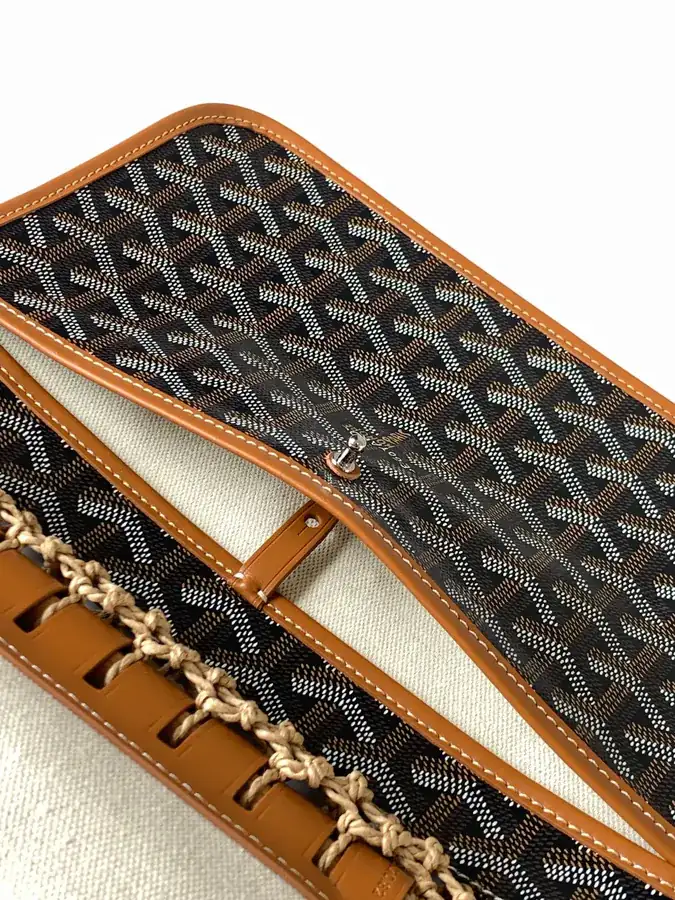 Aligre Net Pouch, Inspired by Parisian Market, Trendy and Stylish