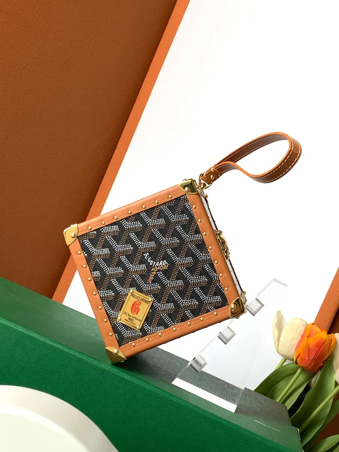 DE Cube Bag with Goyardine Canvas Y Pattern