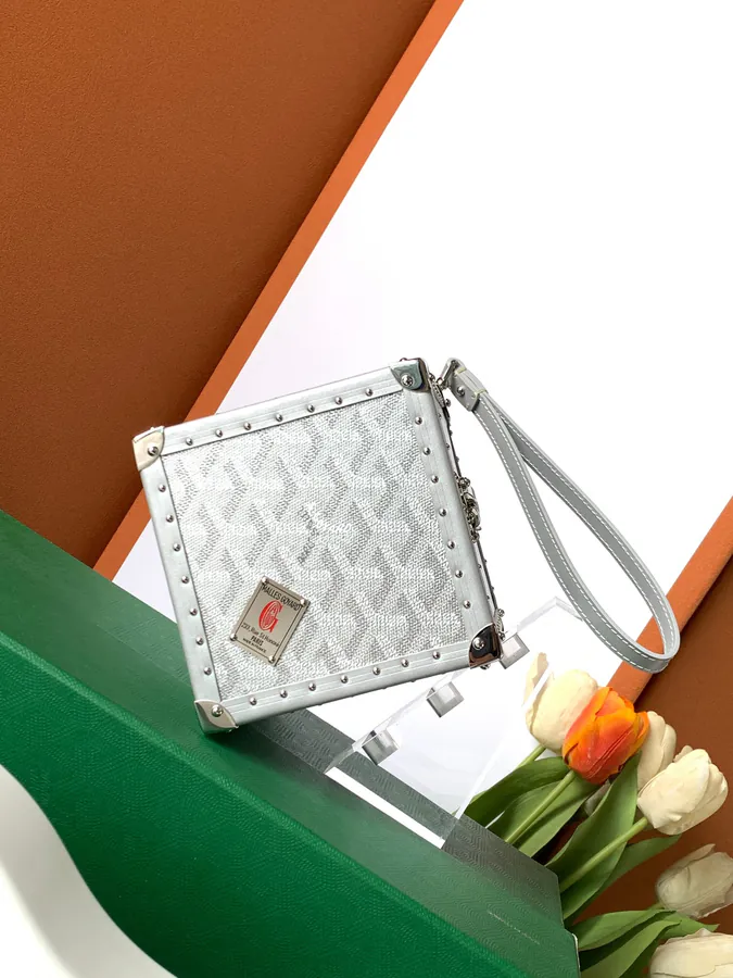 DE Cube Bag with Goyardine Canvas Y Pattern