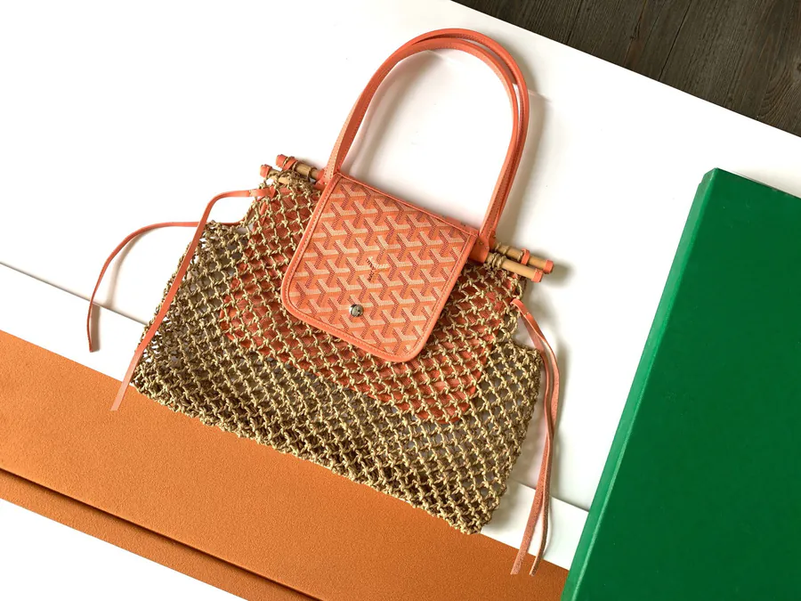 ALIGRE Tote Bag Inspired by the Historic ALIGRE Market in Paris